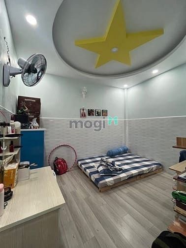 Hình ảnh HXH Thông Lạc Long Quân, Tân Bình, 42m2, 4.2×11m ,Chỉ 3.x Tỷ