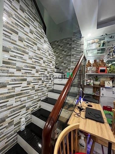 Hình ảnh HXH Thông Lạc Long Quân, Tân Bình, 42m2, 4.2×11m ,Chỉ 3.x Tỷ