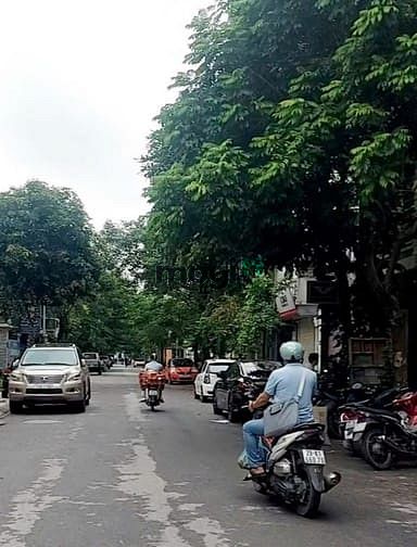 Hình ảnh Bán đất Ngọc Thụy, 72m2, đường ô tô thông, sát phố lớn, KD, chỉ 7.9 tỷ