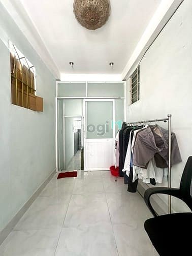 Hình ảnh HXH Âu Cơ , Tân Phú, 2 Tầng , 22m2, 2.2×10m, Chỉ 2.x Tỷ