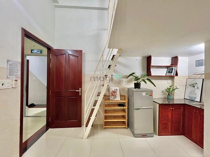 Hình ảnh Duplex đầy đủ nội thất gần ĐH TDT, RMIT