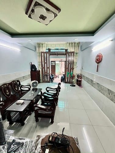 Hình ảnh Nhà Tỉnh Lộ 10, 68m2, 5 Tầng, Hẻm 8m, Sổ hồng riêng.