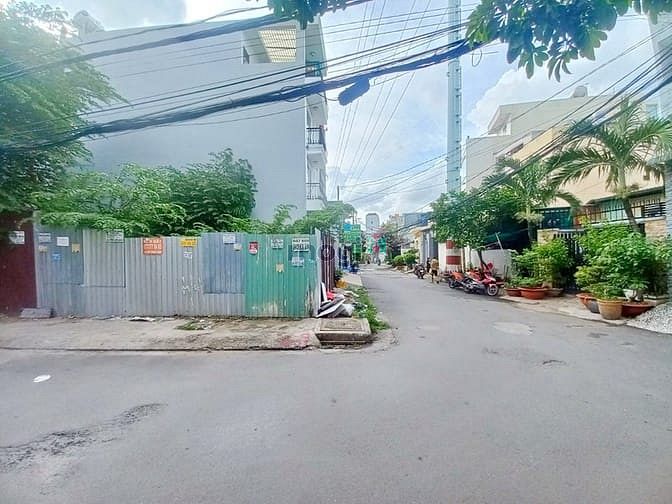 Hình ảnh Bán lô đất Mặt tiền HXH Huỳnh Tấn Phát Q7