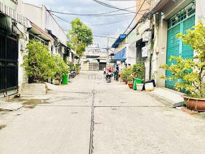 Hình ảnh Nhà Lô Tư sát chợ Gò Xoài, 49m2, hẻm 6m, Sổ hồng Riêng.