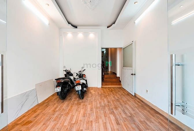 Hình ảnh Cho thuê phòng Studio tại Quận 1 có cửa sổ gần Đại học