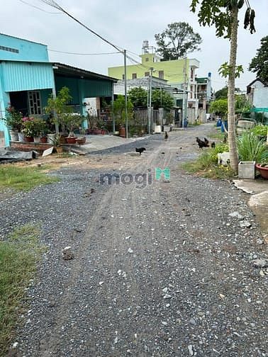 Hình ảnh Bán đất giá rẻ vuông vức gần chợ Tân Bình, Dĩ An , Bình Dương,
