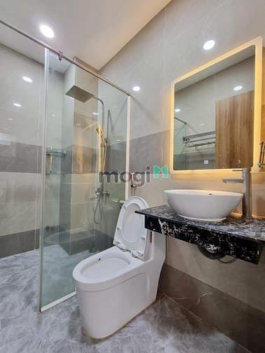 Hình ảnh Mb6623 nạp rút nhanh chóng dịch vụ ban công có máy giặt riêng Bình Thạnh