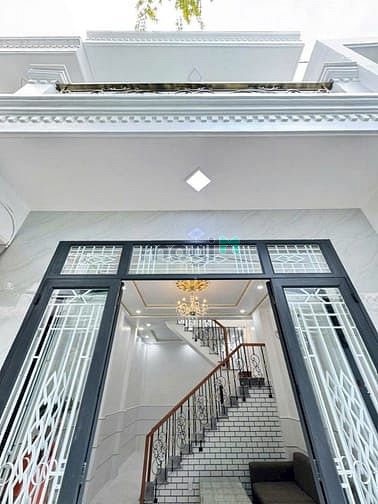 Hình ảnh Hiếm có khó tìm- nhà 2 tầng 32m2 giáp Tân Phú