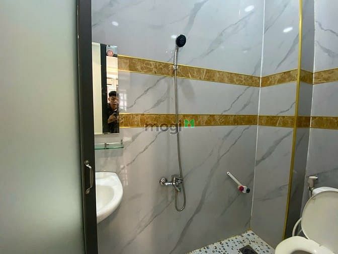 Hình ảnh Cho thuê Trang Chủ MB66.COM / Đăng Ký Tặng 66K Trần Quang Diệu Q3,Cửa sổ Rộng Thông Thoáng