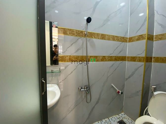 Hình ảnh Cho thuê Trang Chủ MB66.COM / Đăng Ký Tặng 66K Studio mặt tiền đường quận 3 có cửa sổ thoáng mát