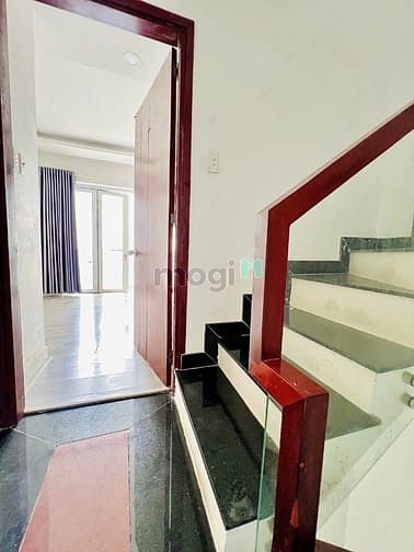 Hình ảnh Nhà Hiếm Lê Thúc Hoạch- Tân Phú