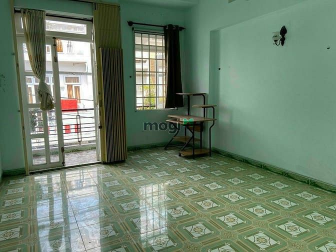 Hình ảnh Chính chủ bán nhà HXH Hoàng Diệu Q4 1T1L 36M2/980TR gần trường ĐH,SHR