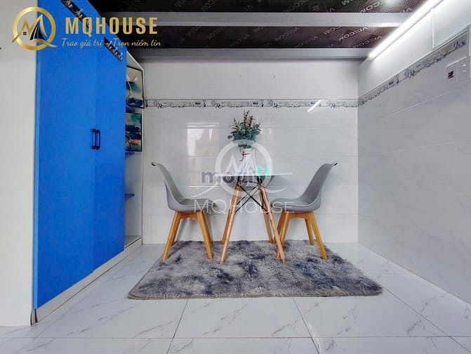 Hình ảnh Cho Thuê CH Duplex Mạc Đĩnh Chi Q1 -ban công cửa sổ thông thoáng