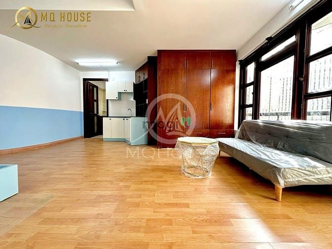 Hình ảnh CH studio siêu rộng 45m2 full nội thất ban công ngay Cầu Đỏ, Đh Vlcs2