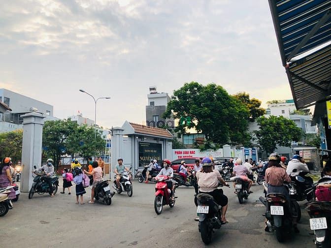 Hình ảnh [@RealtorVO] ĐẤT NGANG 8M - DTSD 240M - HXH - Gần KDC Khang Điền