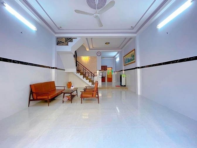 Hình ảnh Bán căn 2 lầu đúc Hẻm Gò Dầu, TP, 54m2- 2 tỷ 180tr- SHR
