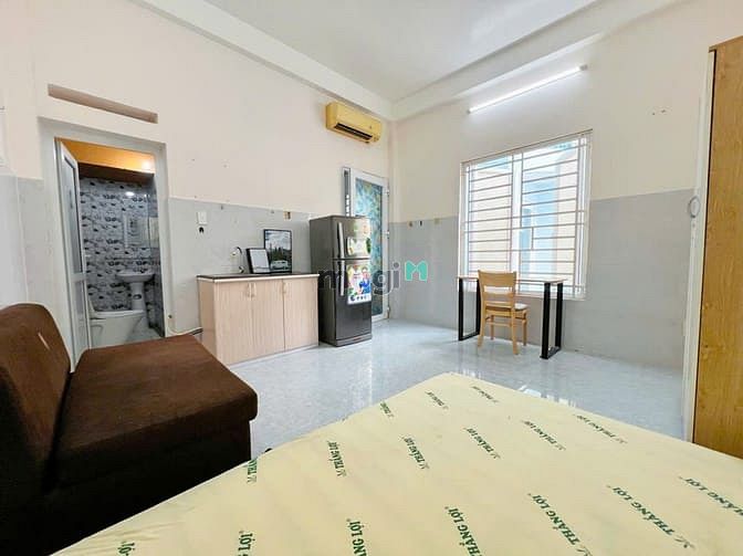 Hình ảnh Cho Thuê Căn Hộ Cao Cấp Full Nội Thất, Gần Vòng Xoay Lăng Cha Cả