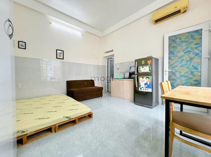 Hình ảnh Cho Thuê Căn Hộ Cao Cấp Full Nội Thất, Gần Vòng Xoay Lăng Cha Cả