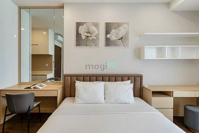 Hình ảnh Cho thuê chung cư cao cấp quận 4 - SAIGON YOYAL 88M2 2PN