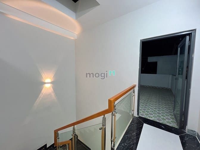 Hình ảnh Nhà đẹp 4 Tầng, 65m2, Tỉnh Lộ 10 Giáp Tên lửa, giá 6,2tỷ.