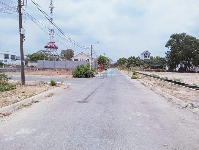 Hình ảnh 8. Bán 210m2 (10,5x20). Đất full thổ cư. Thị trấn củ Chi. Giá 6,5 tỷ