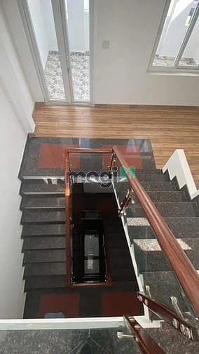 Hình ảnh TÂN BÌNH- hẻm 10m- 5 tầng- 9 tỷ thương lượng
