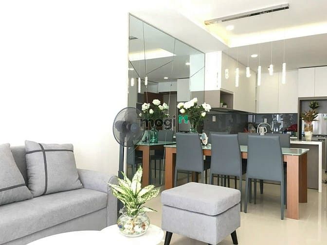 Hình ảnh Bán chung cư 80m2 2pn có nội thất tại Gold View quận 4