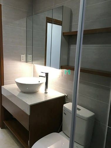Hình ảnh Bán chung cư 80m2 2pn có nội thất tại Gold View quận 4