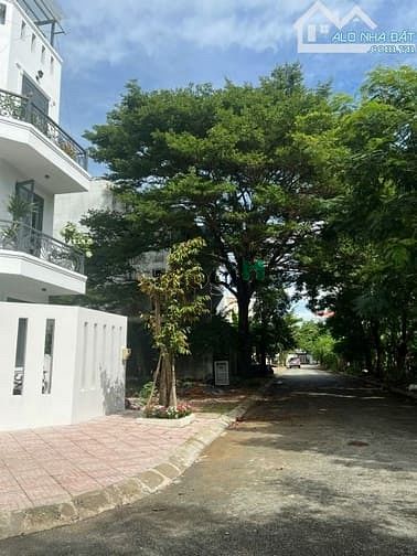 Hình ảnh Cần bán nhanh lô đất KDC Nam Long Q9 chỉ 2 tỷ 5 có sổ hồng