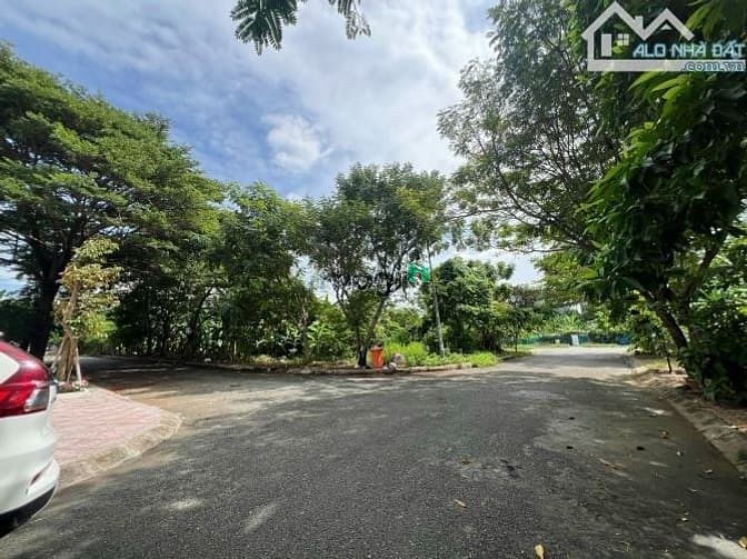 Hình ảnh Cần bán nhanh lô đất KDC Nam Long Q9 chỉ 2 tỷ 5 có sổ hồng