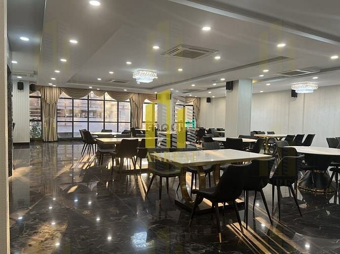 Hình ảnh Tòa Văn Phòng Hầm 8 Lầu 3000m2 Sàn - Đầy Đủ Nội Thất, Thang Máy, PCCC