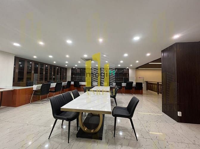 Hình ảnh Tòa Văn Phòng Hầm 8 Lầu 3000m2 Sàn - Đầy Đủ Nội Thất, Thang Máy, PCCC