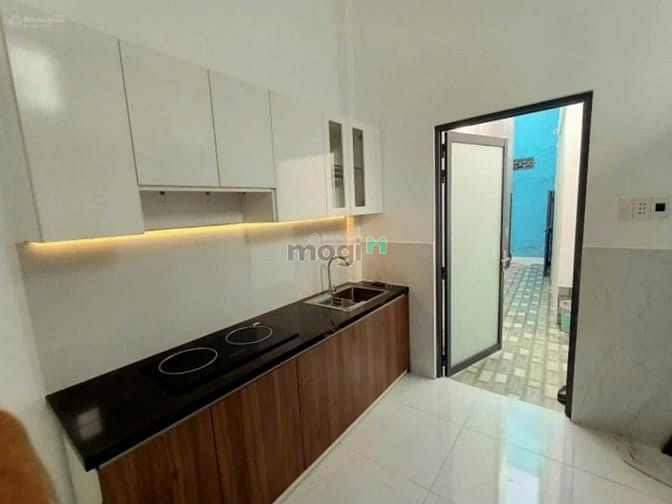 Hình ảnh Bán nhà quận 8 3ty4 sát bên quận 5 bán gấp