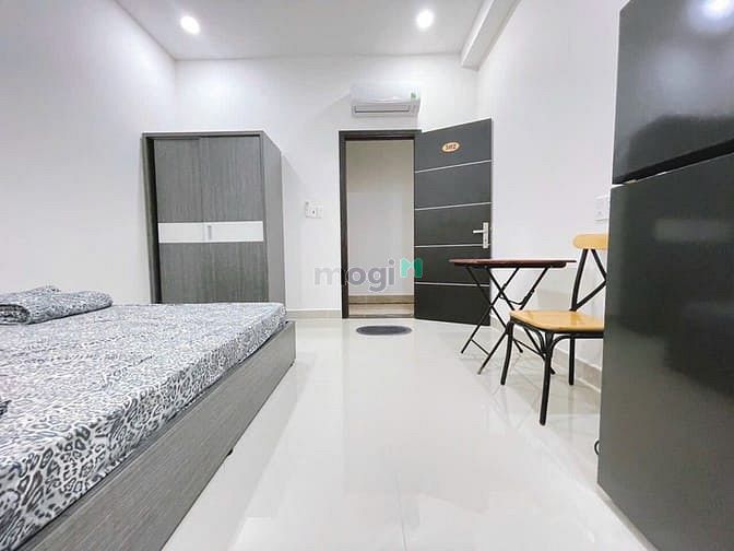 Hình ảnh 40 phòng cho thuê gần ngã tư bảy hiền - thang máy