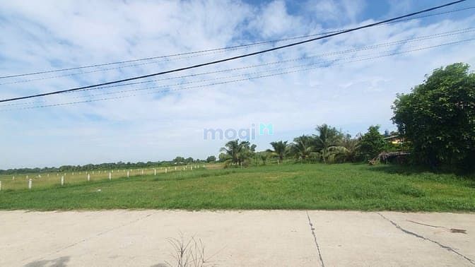 Hình ảnh Bán 3000m2. Full thổ cư. Ngang 50m. Dài 60m. Trung An. Giá: 15 tỷ