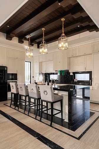 Hình ảnh Bán biệt thự Nam Thông, giá cực rẻ, dt: 369m2, 5 phòng ngủ, luxury