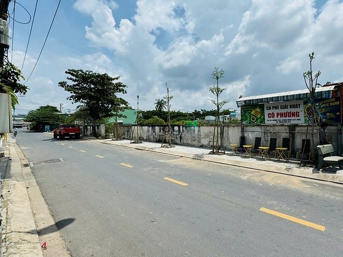 Hình ảnh Bán 1760m2. Gần full thổ cư. (47x38). MT TX31. Q12. Giá 79 tỷ