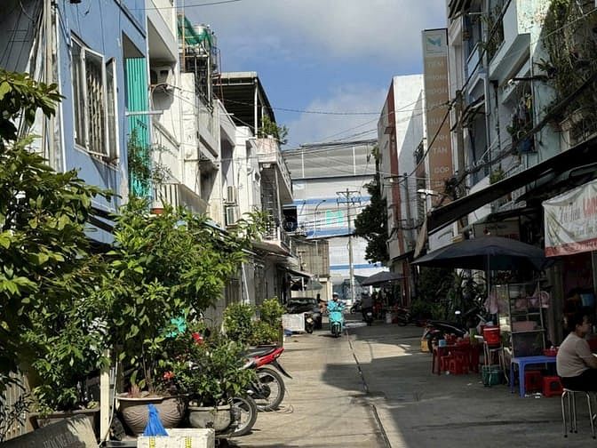 Hình ảnh ♦ Nhà Mặt tiền Hẻm Ngay AEON Bình Tân