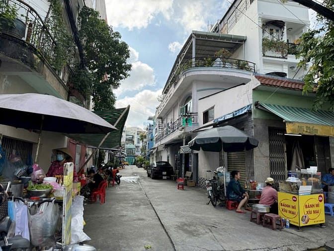 Hình ảnh ♦ Nhà Mặt tiền Hẻm Ngay AEON Bình Tân