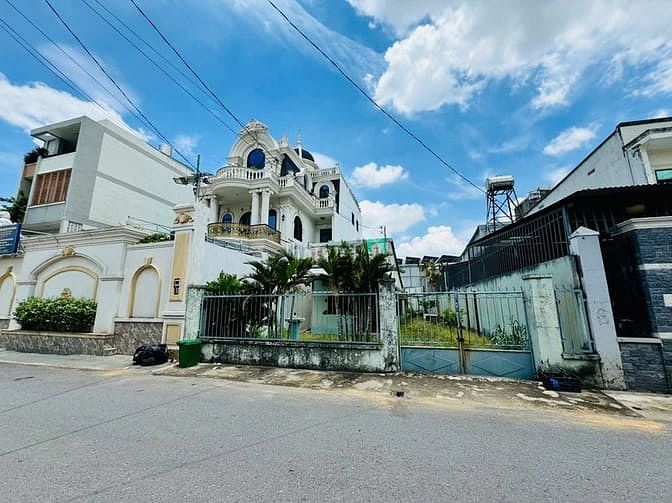 Hình ảnh Bán đất phường Tân Tiến hẻm Highlands đường Phan Trung 425m2 giá 20 tỷ