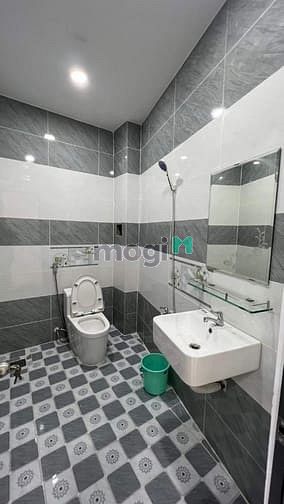 Hình ảnh Nhà đẹp hẻm 4m, 40m2, 2 Tầng, Đường Bình Trị Đông.
