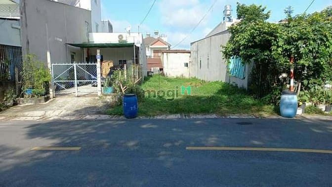 Hình ảnh Bán đất DT 140m2 (6x23). Thị trấn củ Chi. Giá 4,3 tỷ