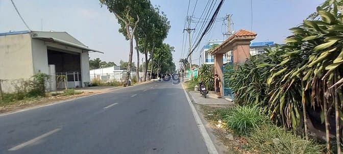 Hình ảnh Bán 160m2 đất MT Nguyễn Thị Lắng. Giá: 3,850 tỷ
