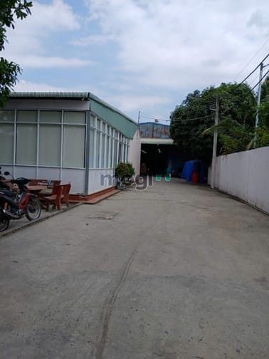 Hình ảnh Bán Xưởng 1000m2, MT tỉnh lộ 7. Giá 10 tỷ