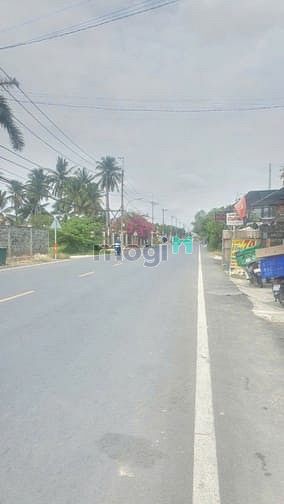 Hình ảnh Bán Xưởng 1000m2, MT tỉnh lộ 7. Giá 10 tỷ