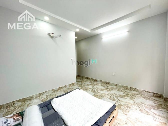 Hình ảnh Nhà Mới, Full Nội Thất Giá Ưu Đãi Thang Máy Siêu Phẩm Ngay Lê Văn Quới