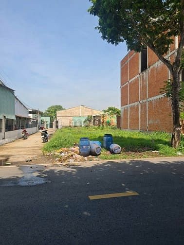 Hình ảnh Bán (8x26)m2 đất MT Nguyễn Thị Lắng. Giá 6,8 tỷ