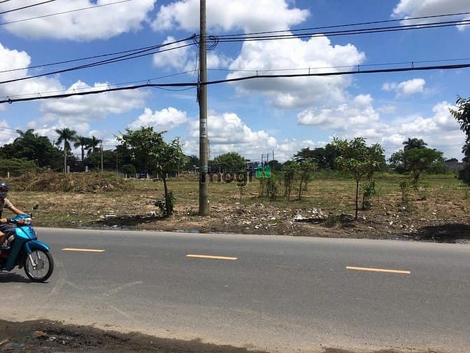 Hình ảnh Bán 11.000m2 đất MT tỉnh lộ 2. Giá 90 tỷ