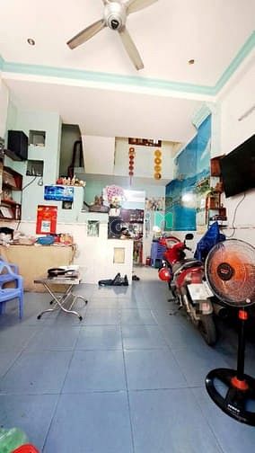 Hình ảnh Bán nhà Gò Vấp, Phạm Văn Đồng, hẻm xe hơi, gần 80M², 4Pn, 6.8 Tỷ TL
