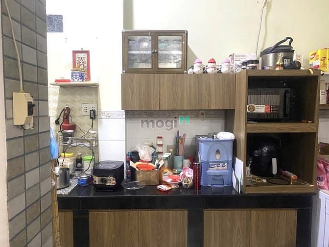 Hình ảnh Nhà Tên Lửa ngang 5,2m, 2 Tầng, 3 Phòng ngủ, SHR Công nhận đủ.